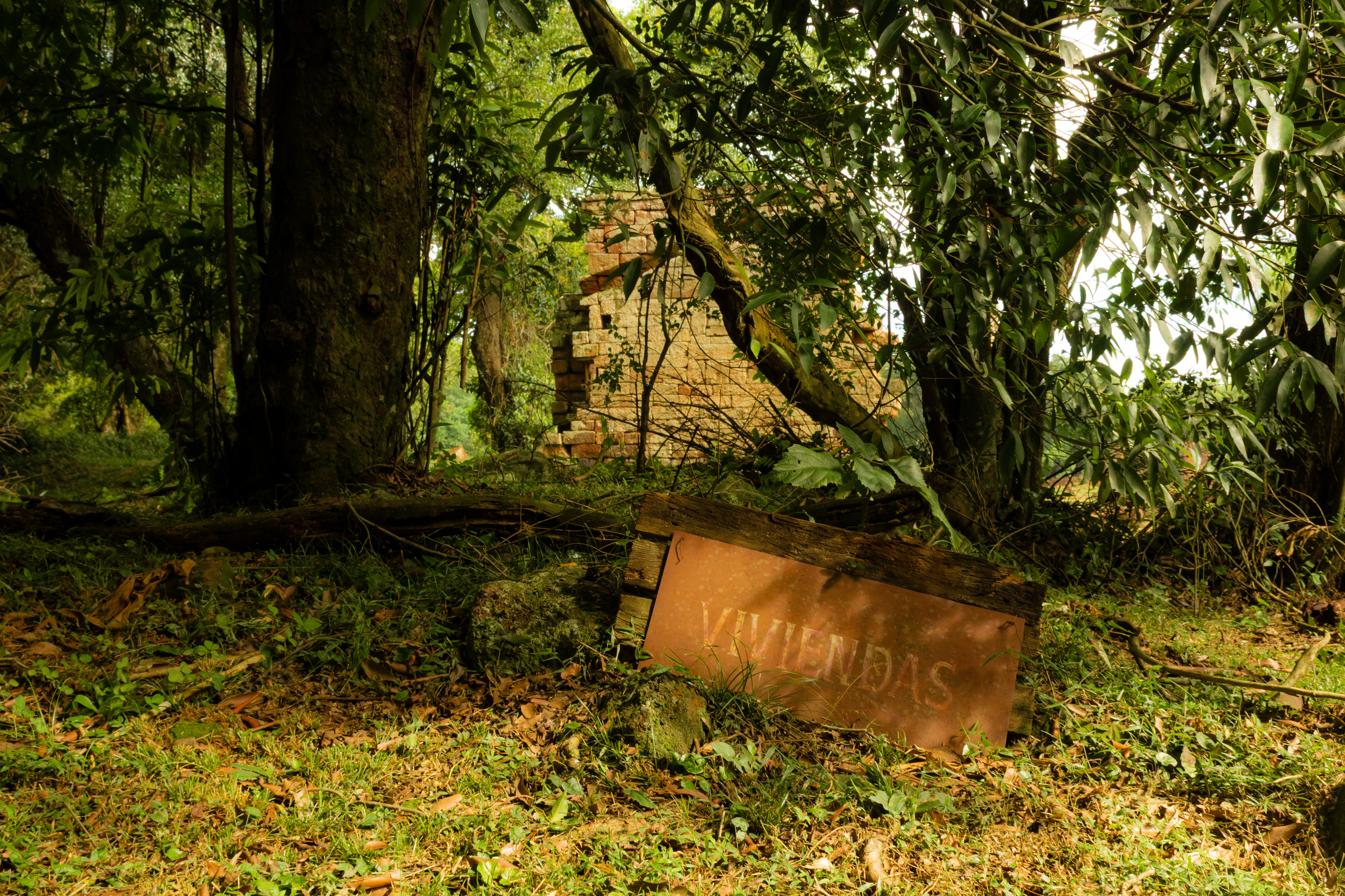 RUINAS